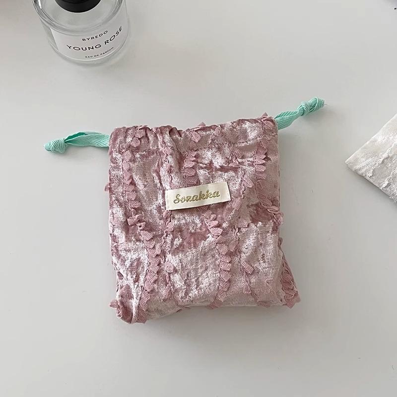 Cute Lace Drawstring Storage Bag Organizer Kawaii Sundries Small Pouch Bag Mini Cosmetic Lipstick Coin Purse Earphone Handbag