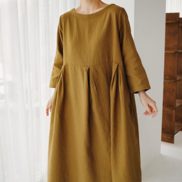 Loose Plus Size Cotton Linen Round Neck Pullover Dress - Japanese & Korean Style, Solid Color, Knee-Length Swing Skirt.