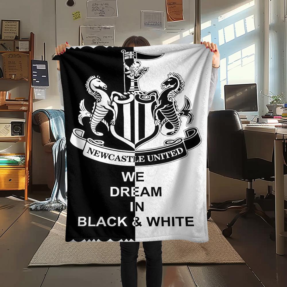 NUFC proter logo Print FlAannel Blanket, High quality Comfortable for All Seasons, Home Decor, Warmth and Comfort