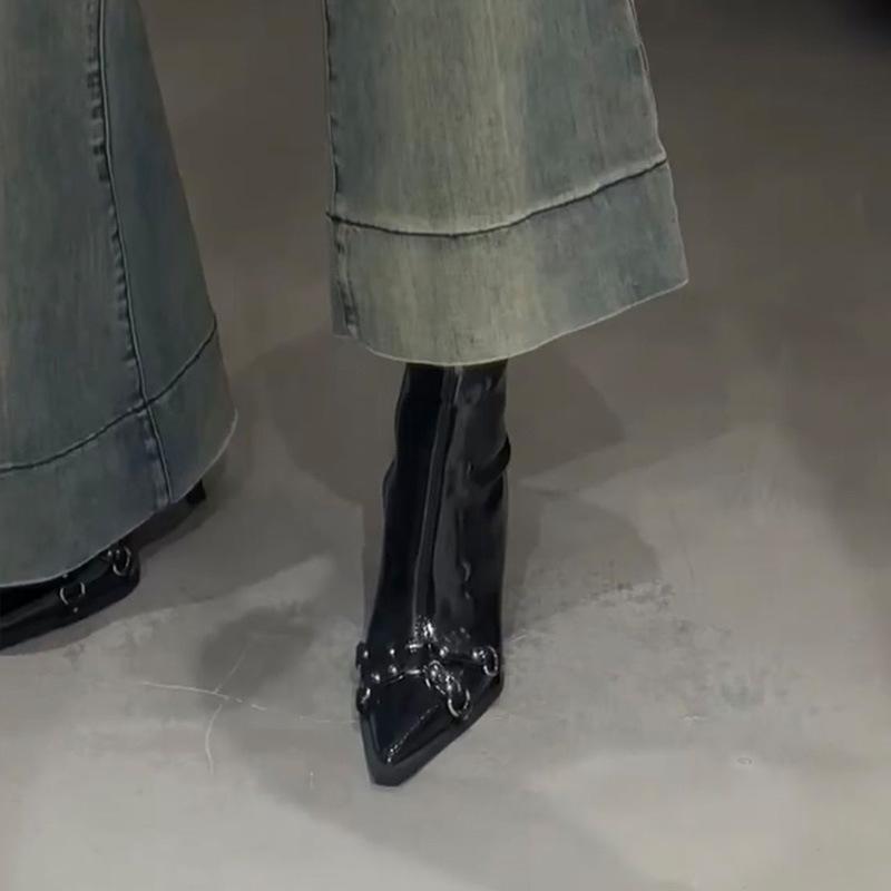 Damen Stiefeletten mit hohem Absatz, spitzer Zehenpartie, dünnem Absatz und Seitenreißverschluss, 2025 neu, Herbst und Winter, Premium Dünne Stiefel aus schwarzem Lackleder