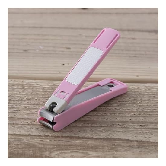 KAI Hello Kitty New Standard Nail Clipper M, Curved Blade, Made In Japan, KK2508