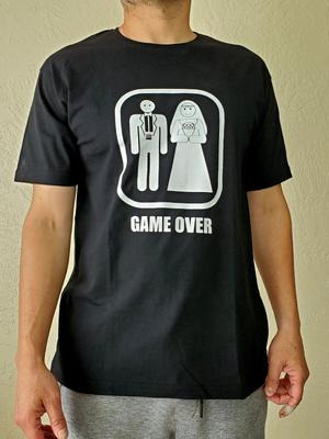 Vtipné velké tričko pro nevěstu a ženicha „Game Over“ Oslava svatby / manželství