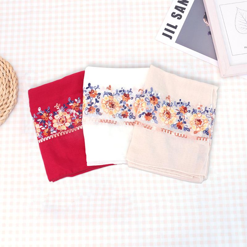 Women Shawl Travel Embroidery Retro Cotton Linen Hijab Sun Protection Warmth Sunshade Beach Cape Desert Cape Bohemian Scarf