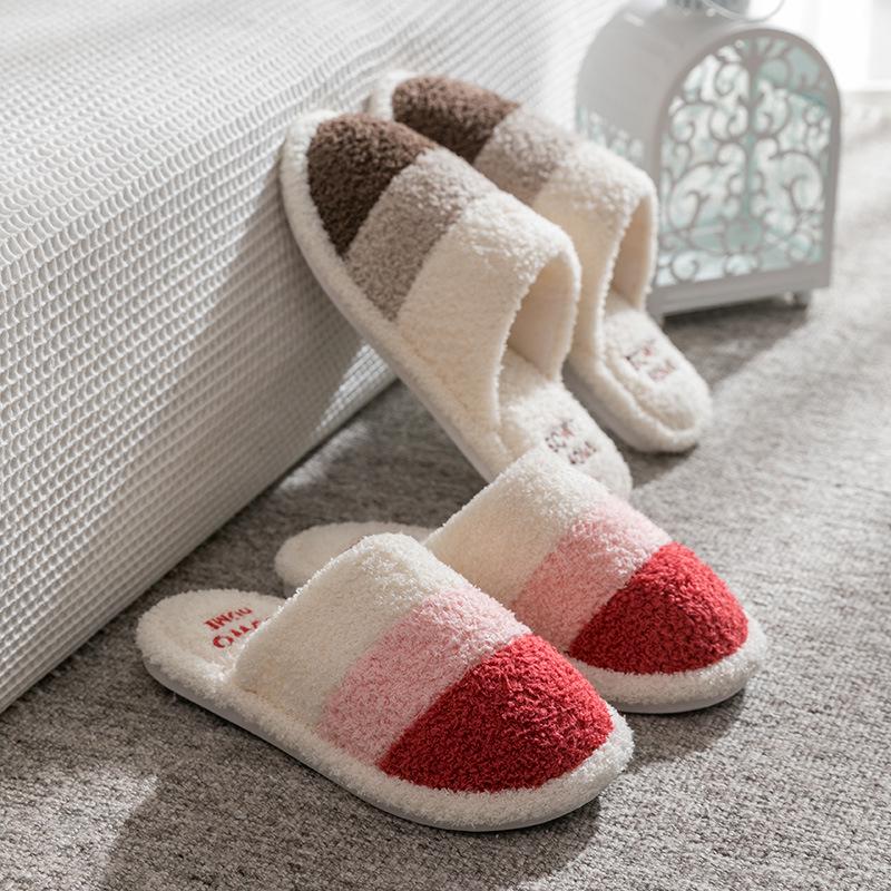 Popular Plush Cotton Slippers: Non-Slip, Warm Winter Footwear for Women, Men, and Couples – Perfect for Indoor or Outdoor Use.