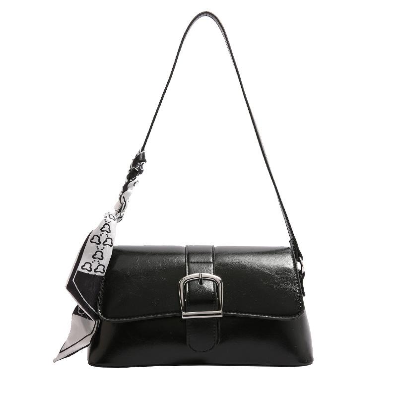 Exquisite and Elegant Underarm Women's Bags New Trendy Commuter Small Square Bags Versatile Fashion Shoulder Messenger Bags