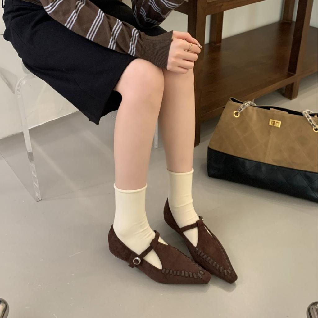 2025 retro design lazy niche autumn and winter new square head small slope heel T belt Mary Jane single shoes
