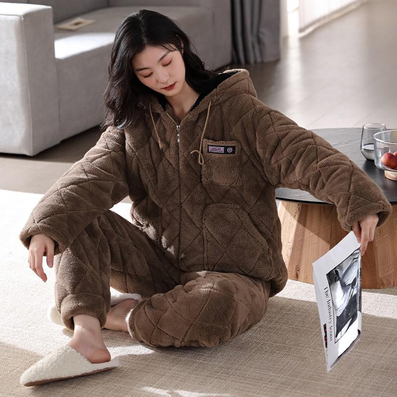 

Фланелева тришарова бавовняна піжама з товстим ворсом, жіноча осінь і зима, кораловий оксамит, яку можна носити поза домом. L