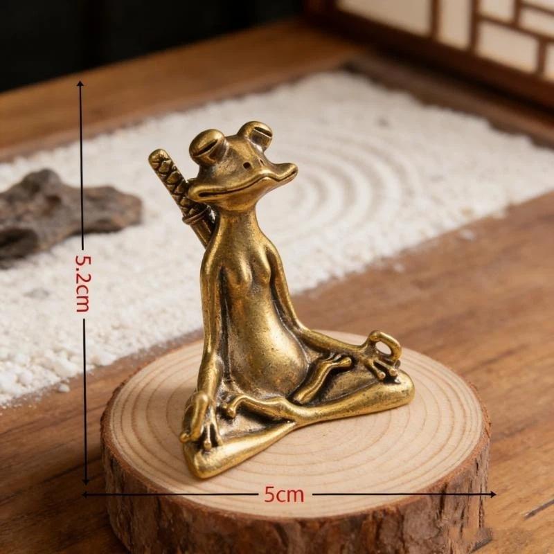 Alloy Zen Meditation Frog Statue Aesthetic Vintage Texture Small Decor for Tea Table Home Office Gift