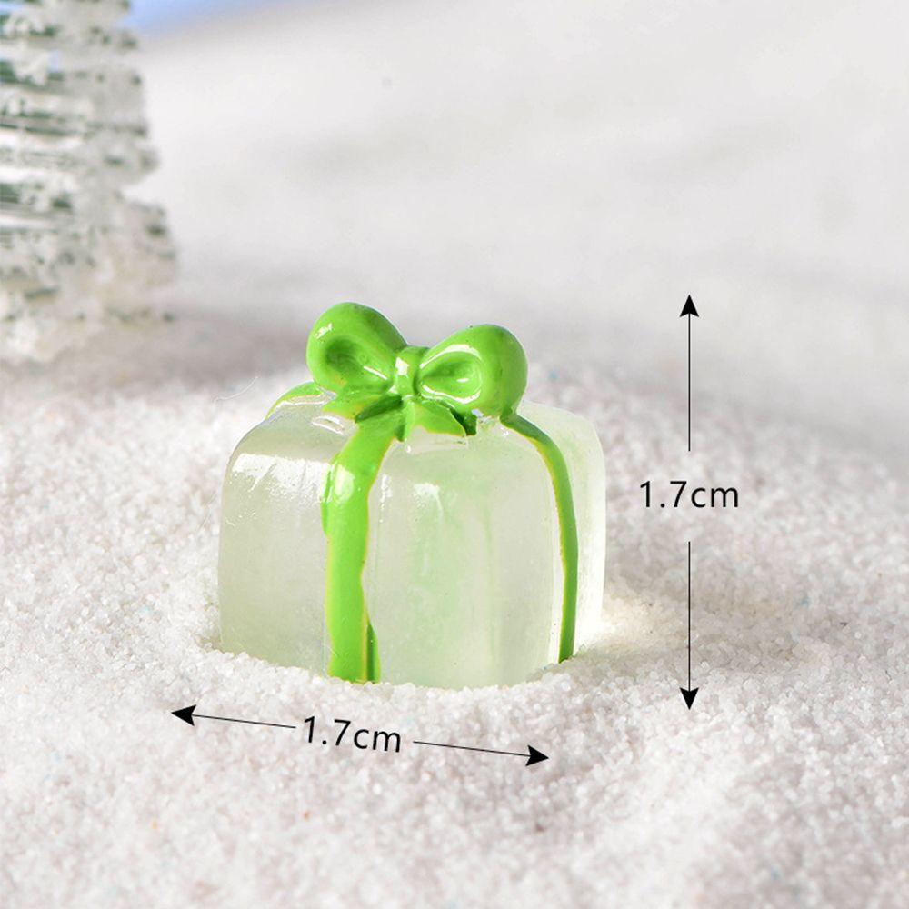 Home Decor Garden Ornament Statues Gift Box Snowman Figurine Christmas Miniature Micro Landscaping