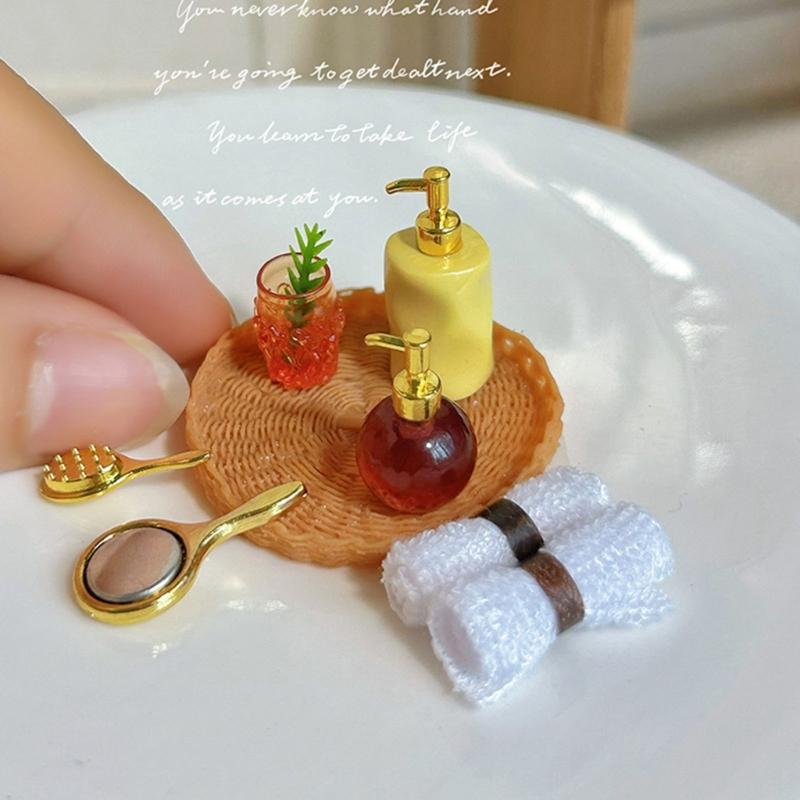 Creative Miniature Bathroom Toiletries Set Resin Figure Doll House Accessories With Fine Detail For Scene Decoration