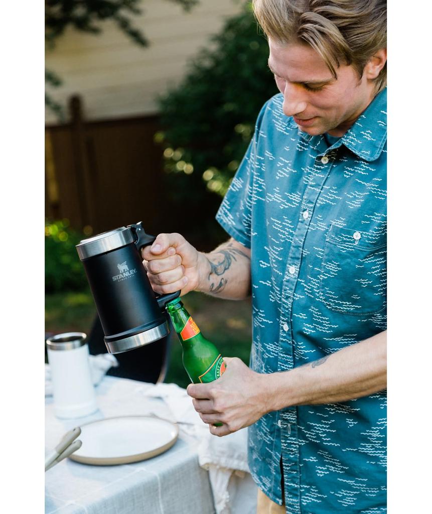 STANLEY Classic Vacuum Stein 709ml (24oz)