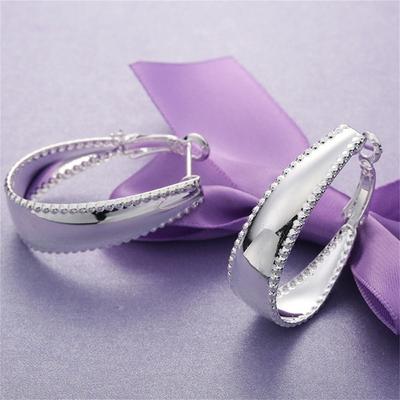 Fashionable Different Sized And Devise Style Hoop Earrings Minimalist Style Ear Jewelry Perfect Accessories For Women Daily Causal Decor