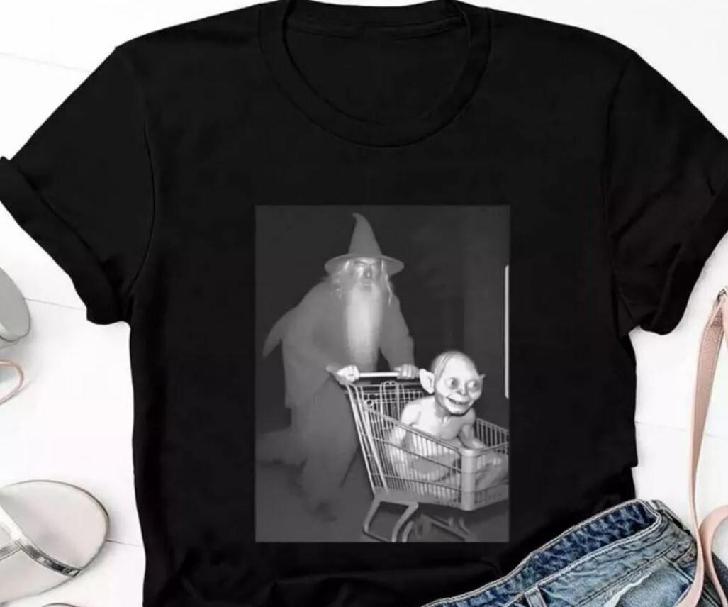 26 Gandalf Pushing Gollum in Shopping Cart T-Shirt Unisex T-Shirt L