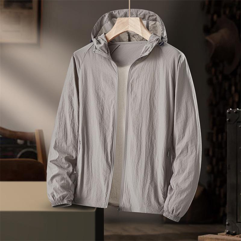 Model dla par z kapeluszem Ochrona przed słońcem i oddychająca lekka kurtka outdoorowa z długim rękawem