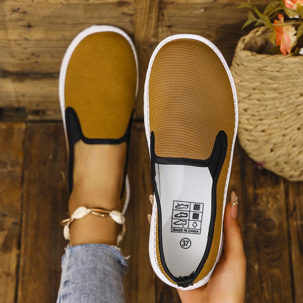 Fashion 2024 Women Autumn Walking Slip on Lightweight Outdoor Casual Shoes Women Minimalist Fashion Breathable Comfortable Flats Shoes