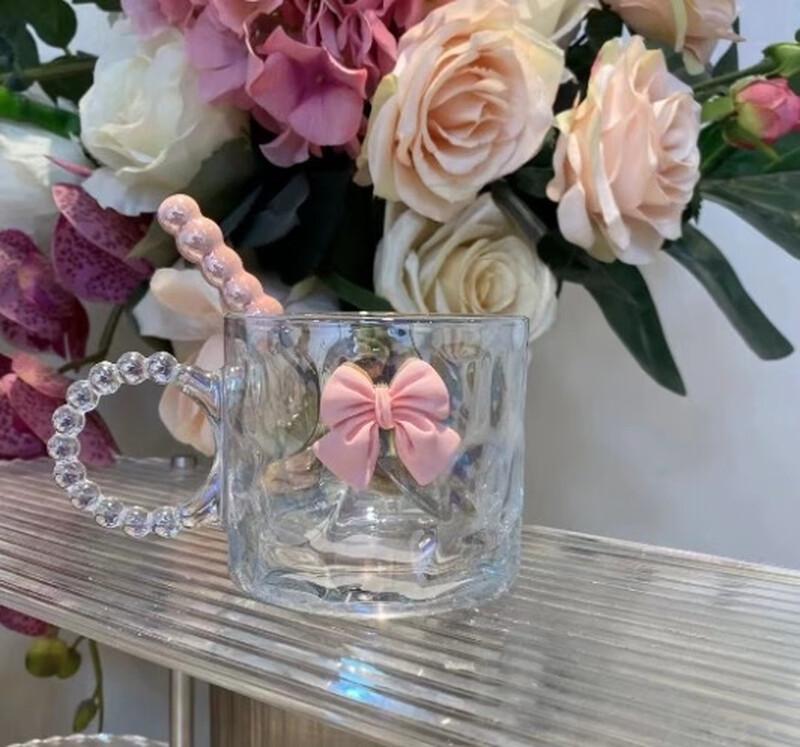 Кружка стеклянная MOZHOU в стиле инс с термостойкой ручкой-бантом