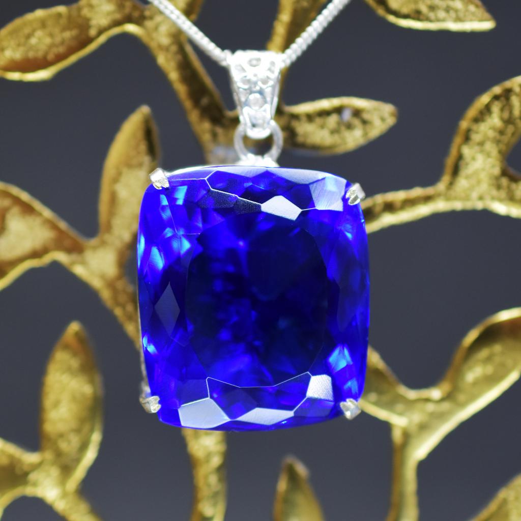 Blue Topaz Pendant Cushion 925 Sterling Silver Natural 135.3 Ct Gems CERTIFIED my-413-k