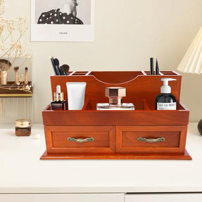 כלים ואביזרים – ארגוניות מעוצבות לאיפור