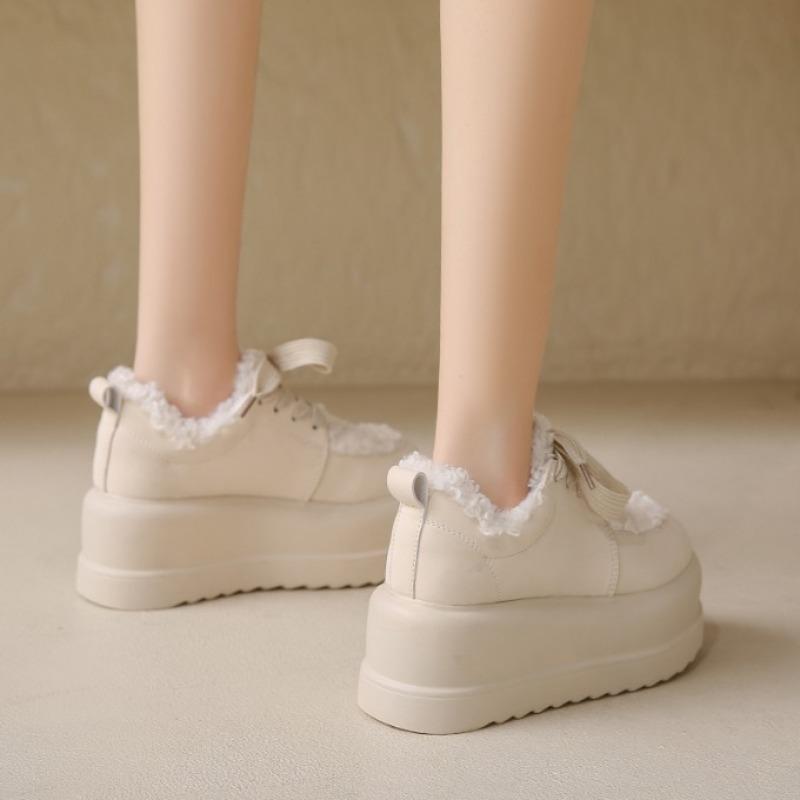 Fashion Women Thick Sole Snow Sneakers New Winter Slip-on Plush Warm Cotton Shoes Woman Outdoor Non Slip Fluffy Platform Fur Shoes 7.5CM
