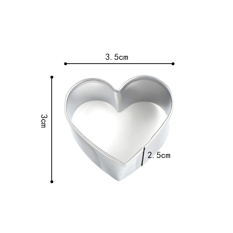 5-Piece Stainless Steel Heart Cookie, Vegetable & Fruit Cutter Set - Valentine's Day Special