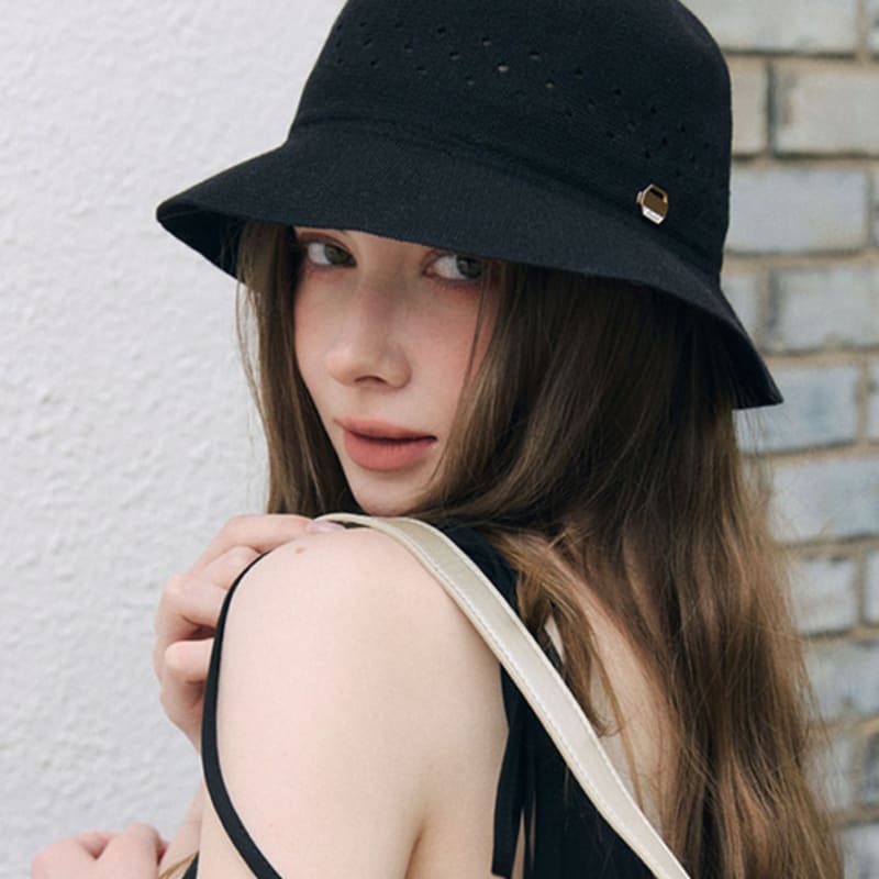 

ACCLET Center hole Pattern bucket hat H026BK black