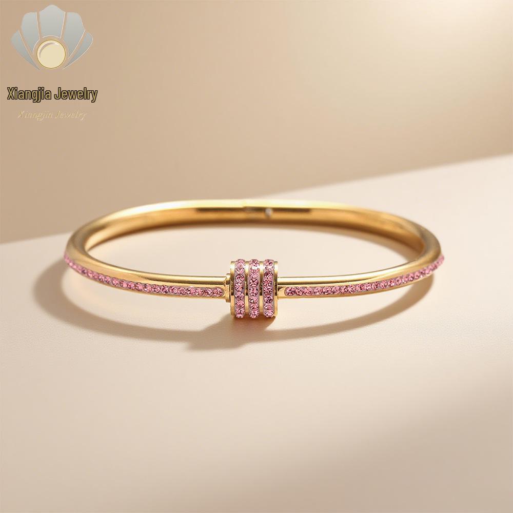 18k Gold Diamond-Studded Titanium Bracelet - Elegant Skylight Star Design