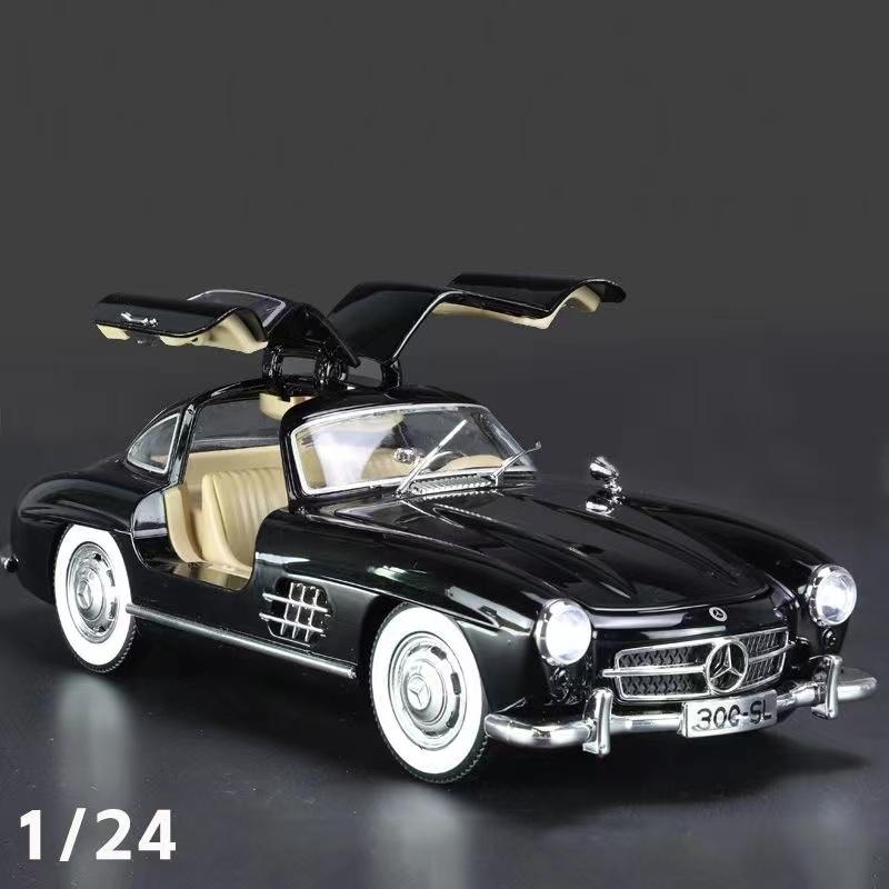 1/24 Mercedes Benz 300SL Alloy Classic Vintage Car Model Car Model Diecast Metal Pull Back Sound Light Car for Children Gift