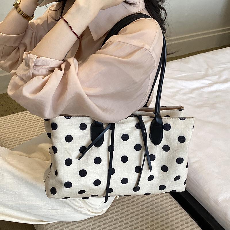 Korean Polka Dot Large Capacity Tote - Trendy Single Shoulder Bag for Everyday Use