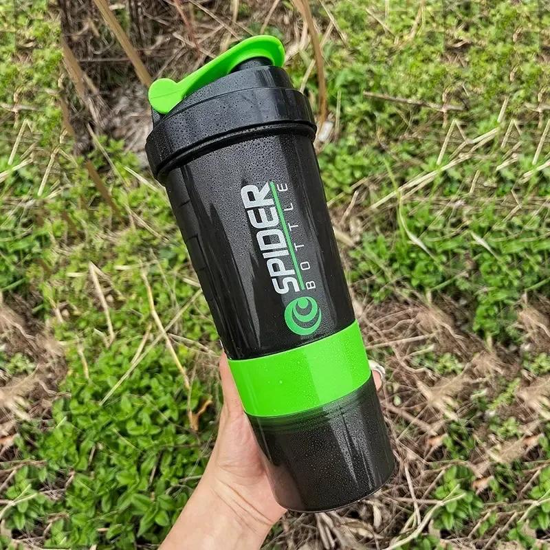 3 Layer Shaker Bottle Protein Mixing Shake Cup Active Fitness Water Cup 550ml Scaled Plastic Water Bottles with Medicine Box