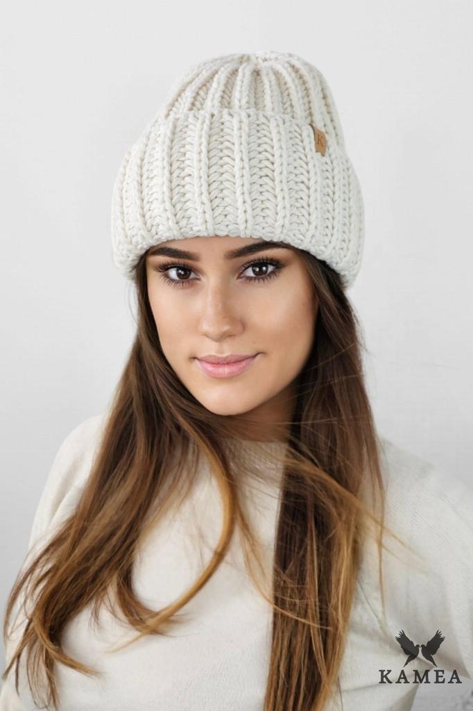 Landa Winter Hat with Thick Knit, Ecru Color