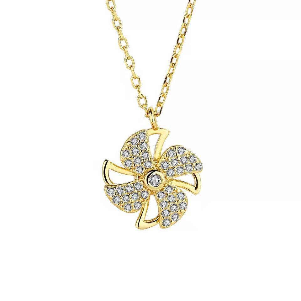 Pinwheel Necklace: Rotatable Rhinestone Titanium Clavicle Pendant for Women