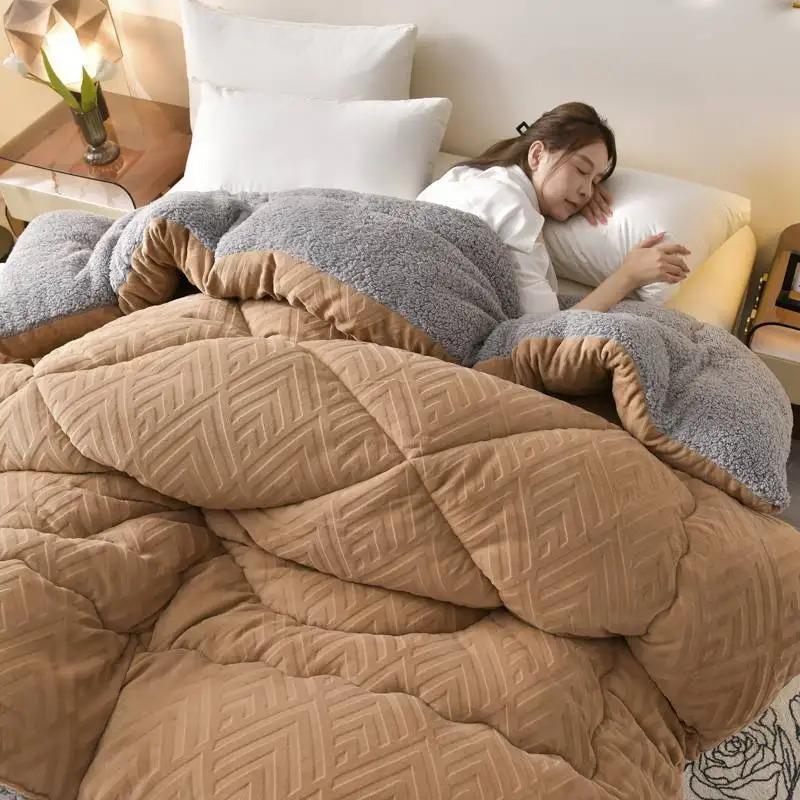 Super Warm Lamb Cashmere Quilt Winter Blanket Velvet Fabric Quilts Thickened Comforter Core Queen Full Size Weighted Blankets