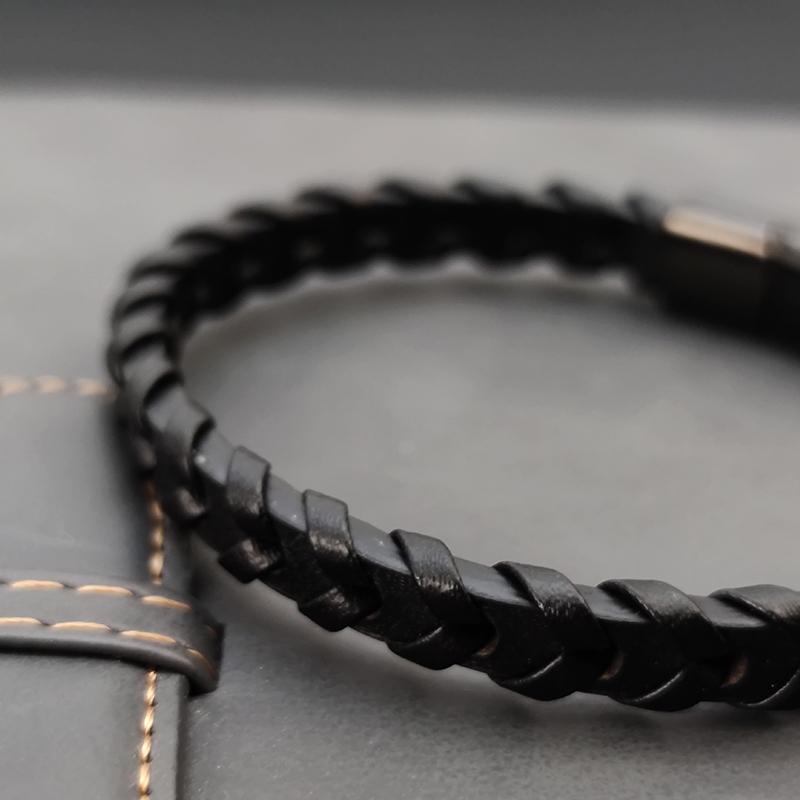 Simple New Style Men's Leather Bracelet Black/Blue/Brown Stainless Steel Buckle Valentine's Day Charm Bangle Gift Jewelry