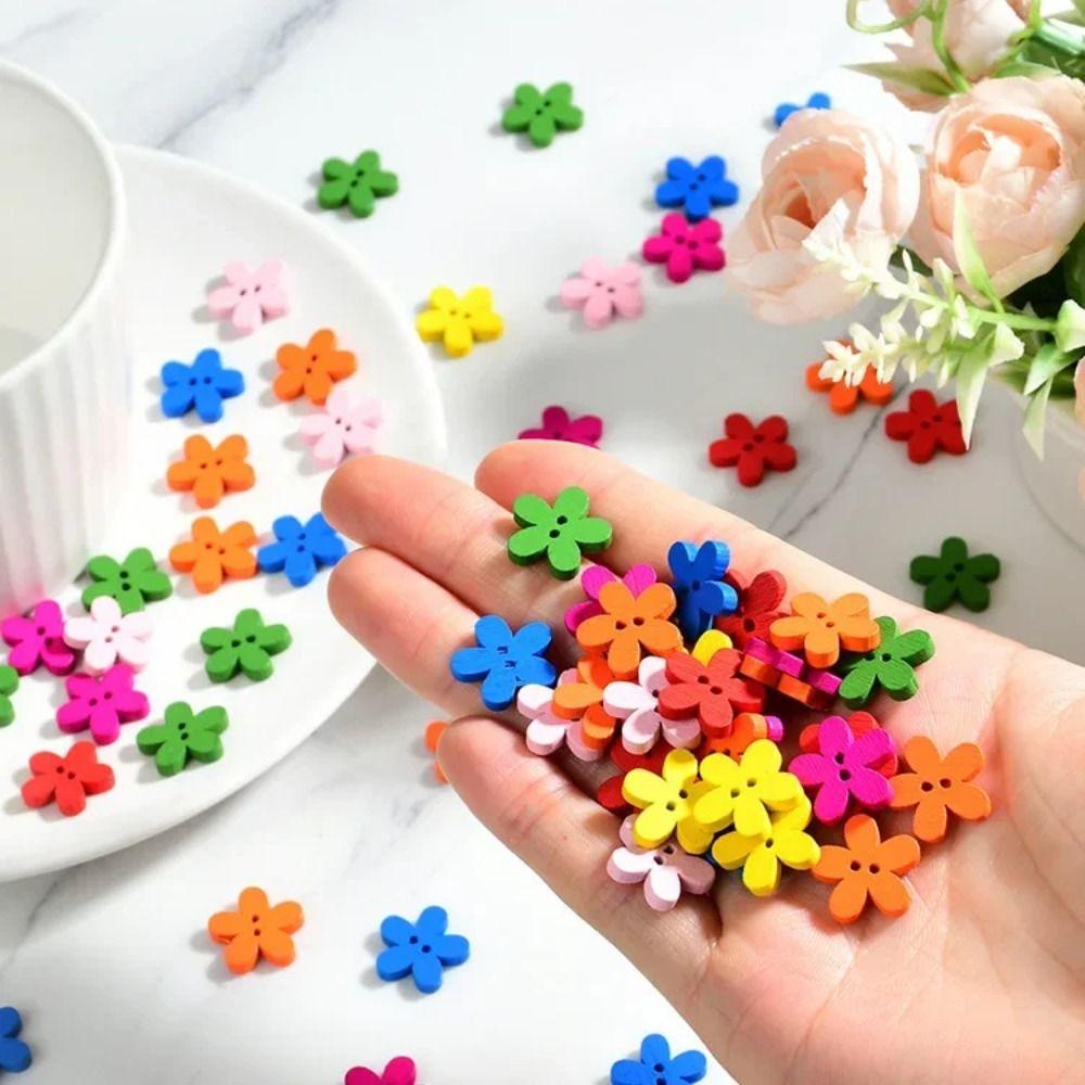 100pcs Flat-back Clothing Button 2 Holes Sewing Button DIY Flower Wooden Button  Clothing Sewing