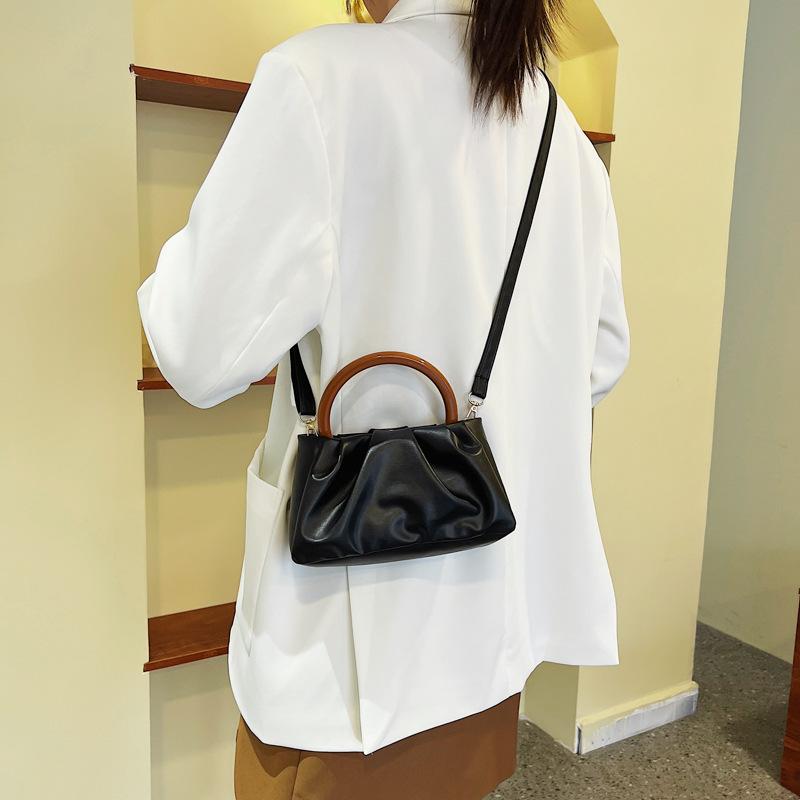 2025 New Simple Pleated Portable Women's Bag Solid Color Retro Casual Single Shoulder Oblique Span Small Square Bag