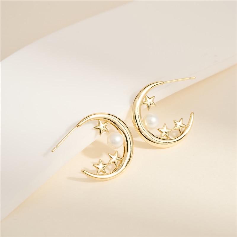 925 Sterling Silver Baroque Pearl Earrings with Moon & Star Design - Women's Hot Item