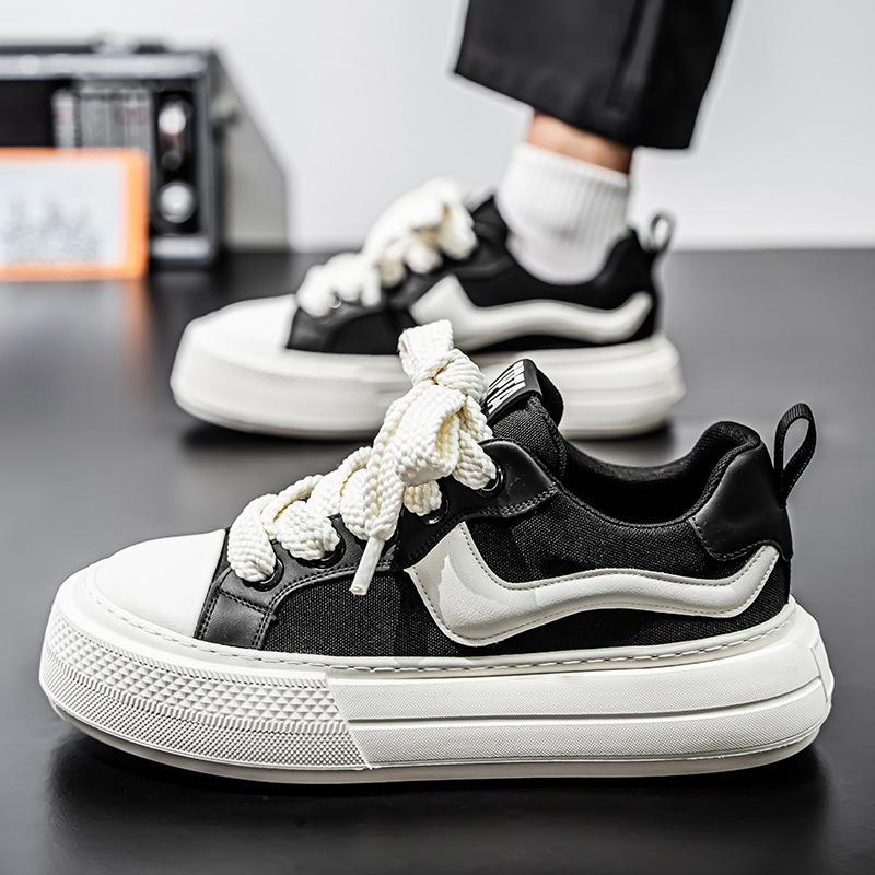 2025 Summer New Korean Version of Versatile Platform Bread Shoes Youth Casual Board Shoes Comfortable Breathable Canvas Men's Shoes