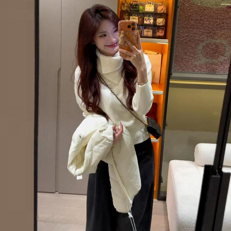 High Intelligence Soft Waxy Irregular Flanged Knitted Sweater Women's Autumn and Winter New Temperament Turtleneck Bottoming Shirt Niche Top