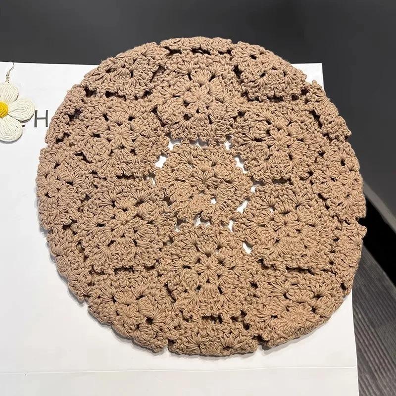 Japanese Retro Hollow Beret Women's Summer Thin Face Small Handmade Crochet Y2k Spice Girl Painter Hat