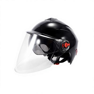Schutzausrüstung – Motorradhelme