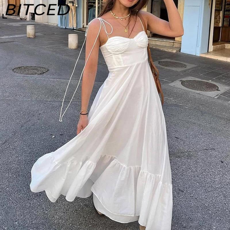 BITCED Spring Women's Collection: Elegant Solid-Color High-Waisted Strapless Dress with Flowing Skirt