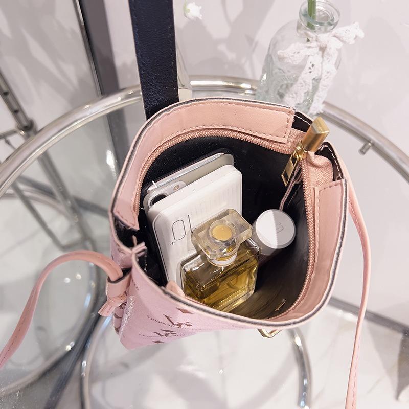 Printed Bucket Bag Girls Shoulder Mobile Phone Bag Fashion Casual Versatile Bag Women Ladies Messenger Bag