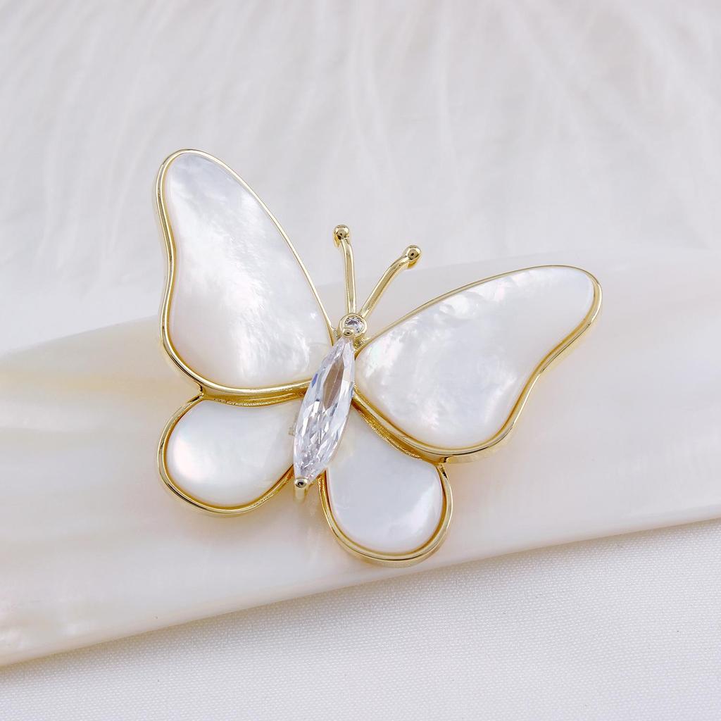 Gold-Plated Natural Shell Butterfly Brooch with Zirconia Flower - Elegant Women's Accessory