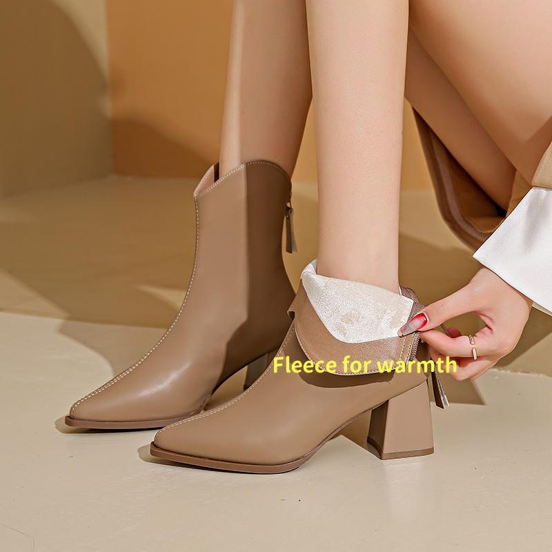 Зимние женские короткие сапоги плюшевые с острым носком на высоком каблуке белые женские — фото 3