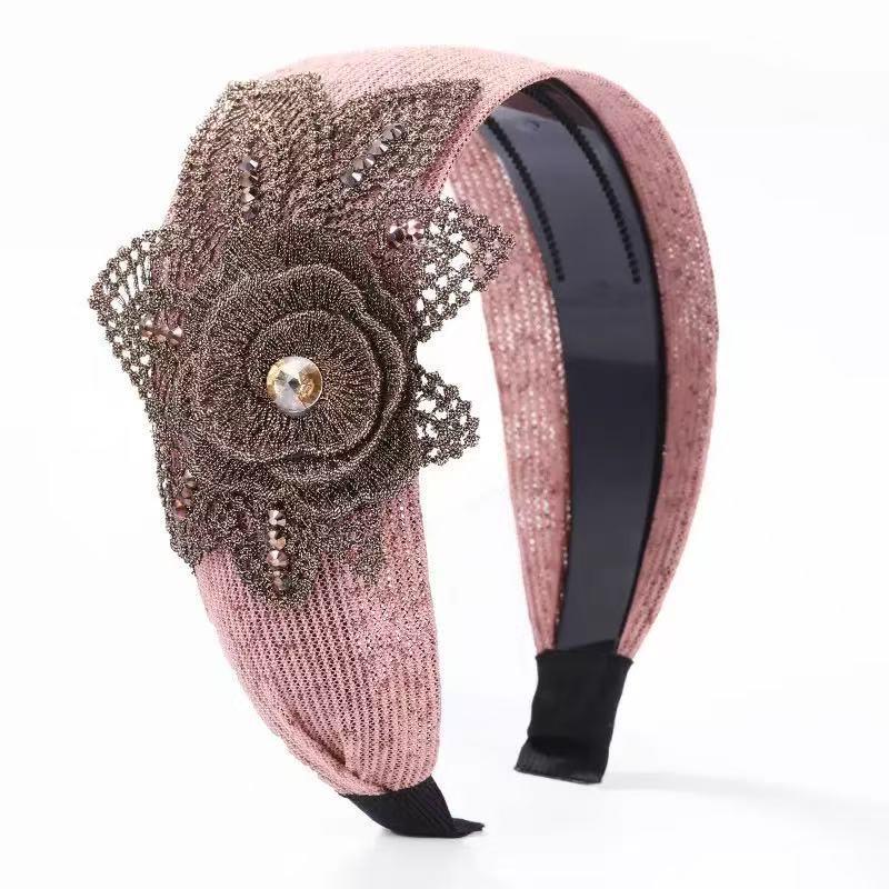 Elegant Wide-Brim Flower Headband – Breathable, Non-Slip Hair Accessory for Women