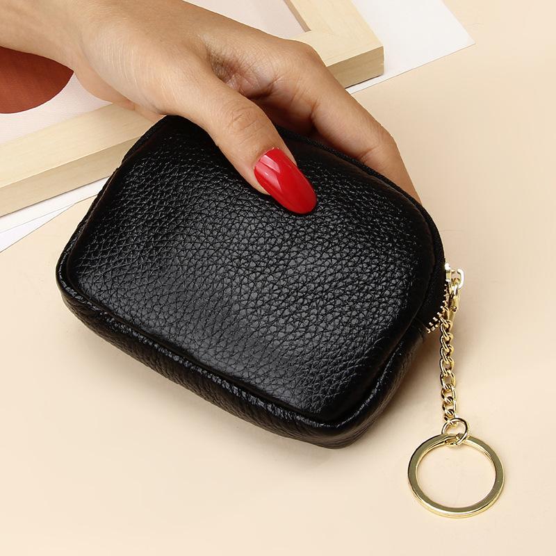 Mini-Geldbörse aus echtem Leder mit Reißverschluss für Damen, kompaktes Münzgeldbörse mit Schlüsselanhänger und stilvollem Design aus genarbtem Leder