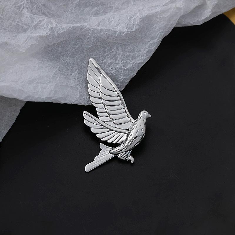 Брошь Животное Голубь Мира, Светлая Роскошь Высококлассные Аксессуары для Одежды Булавка Креативная Металлическая Брошь Женская