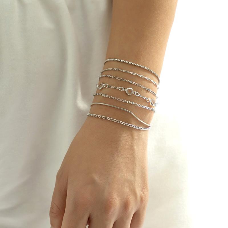 New simple and versatile geometric thin chain jewelry women's, mixed and matched snake bone chain, box chain, crystal set bracelet.