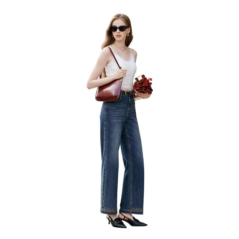 

Women s Lace V-Neck Camisole with Pads L