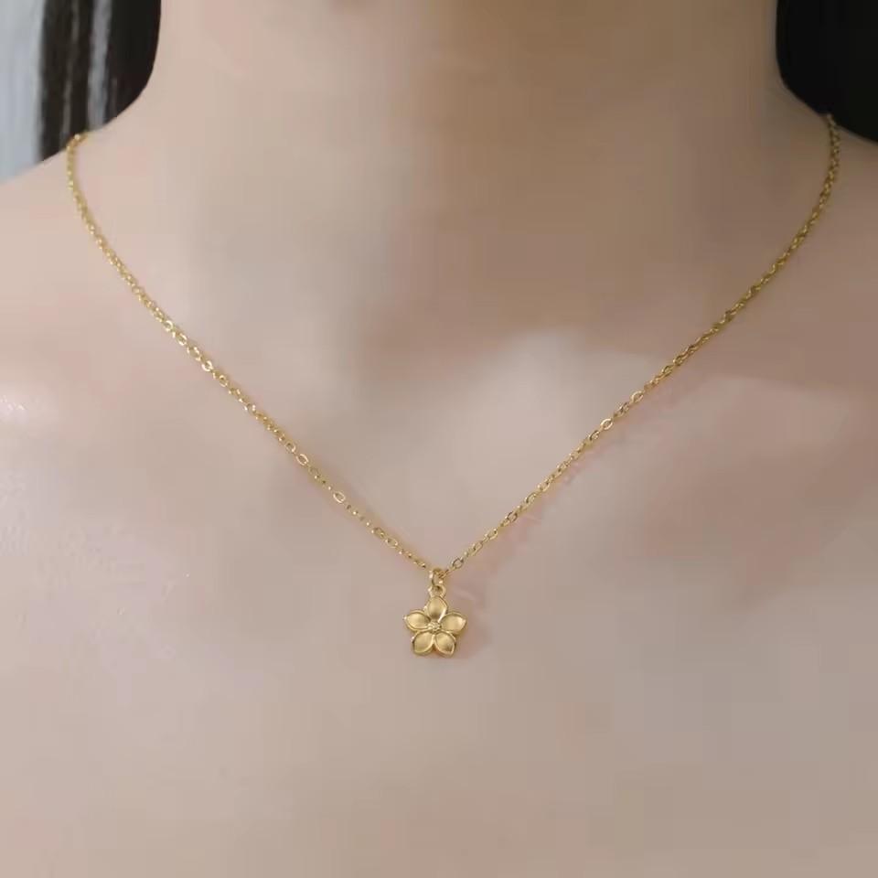 Daisy Sunflower Pendant Necklace Floral Jewelry Gift For Women And Girls